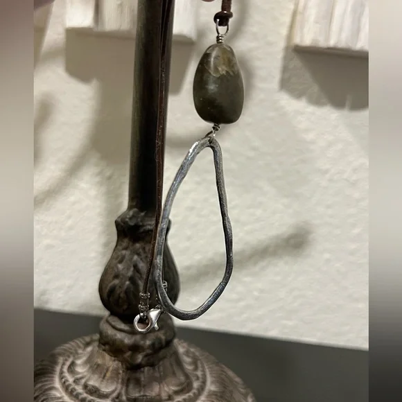 Silpada Labradorite and sterling silver pendant necklace. - Picture 4 of 4